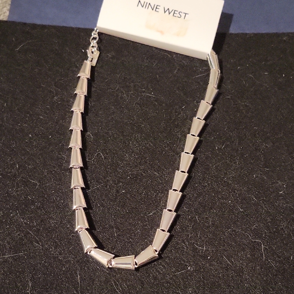 Nine West Silver Tapered Link Necklace